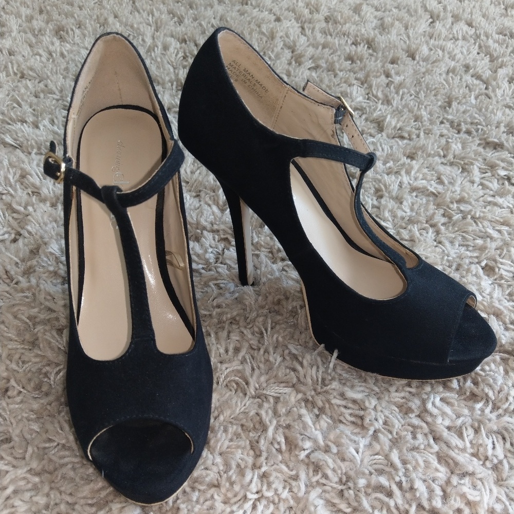 Charming Charlie‎ platform heels